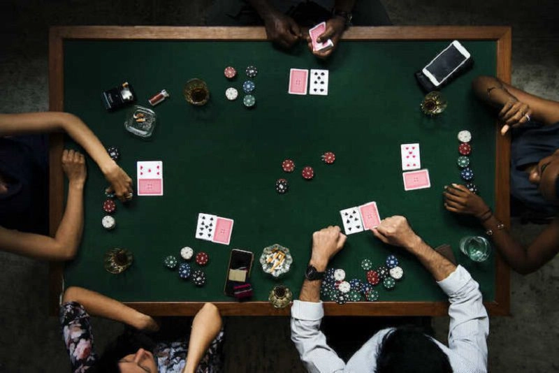 Jackpot Trong Poker là gì